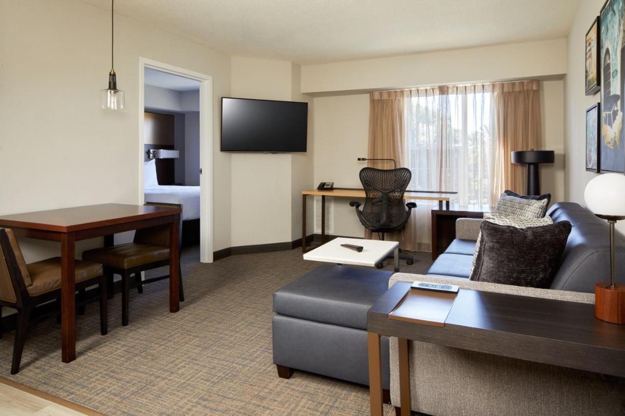 Residence Inn San Diego Carlsbad Bagian luar foto