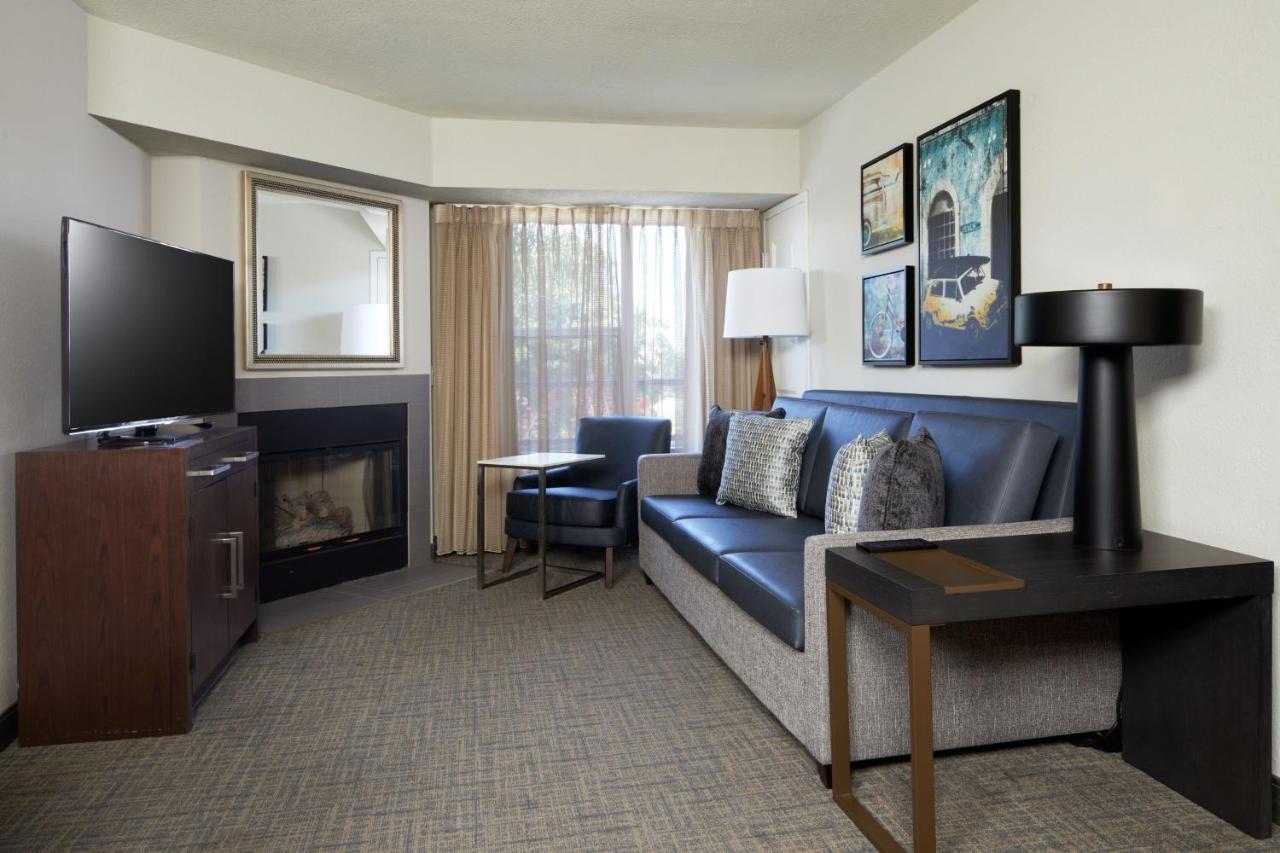 Residence Inn San Diego Carlsbad Bagian luar foto