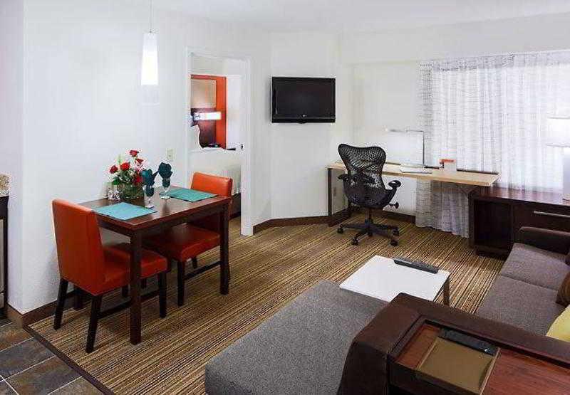 Residence Inn San Diego Carlsbad Bagian luar foto