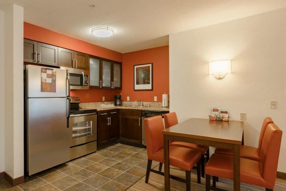 Residence Inn San Diego Carlsbad Bagian luar foto