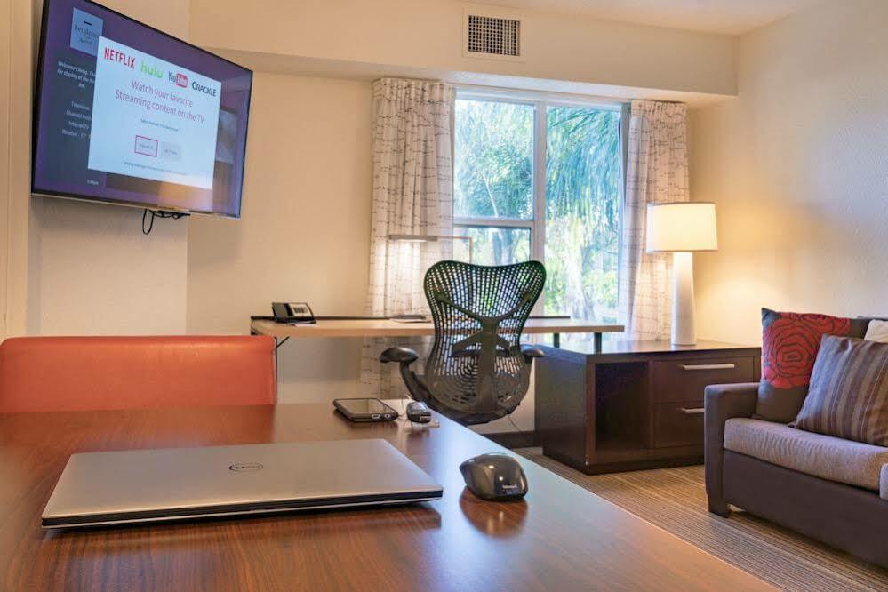 Residence Inn San Diego Carlsbad Bagian luar foto