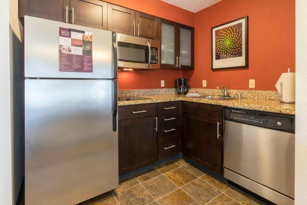 Residence Inn San Diego Carlsbad Bagian luar foto