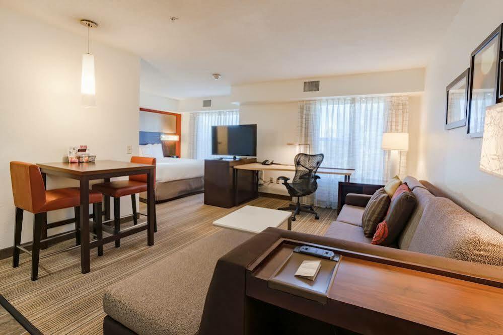 Residence Inn San Diego Carlsbad Bagian luar foto